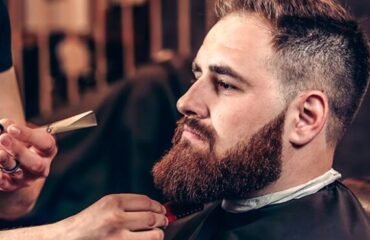 Refreshing trim of your Beard grow grip